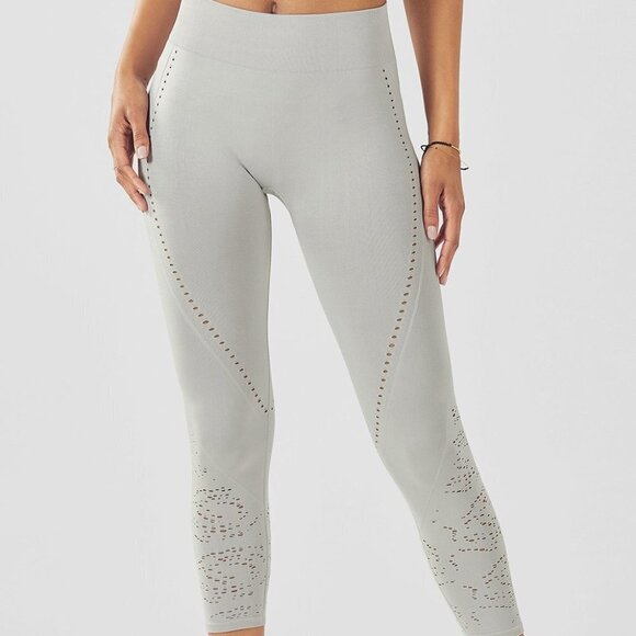 Fabletics Seamless High Waisted Capri Leggings M - Picture 11 of 12